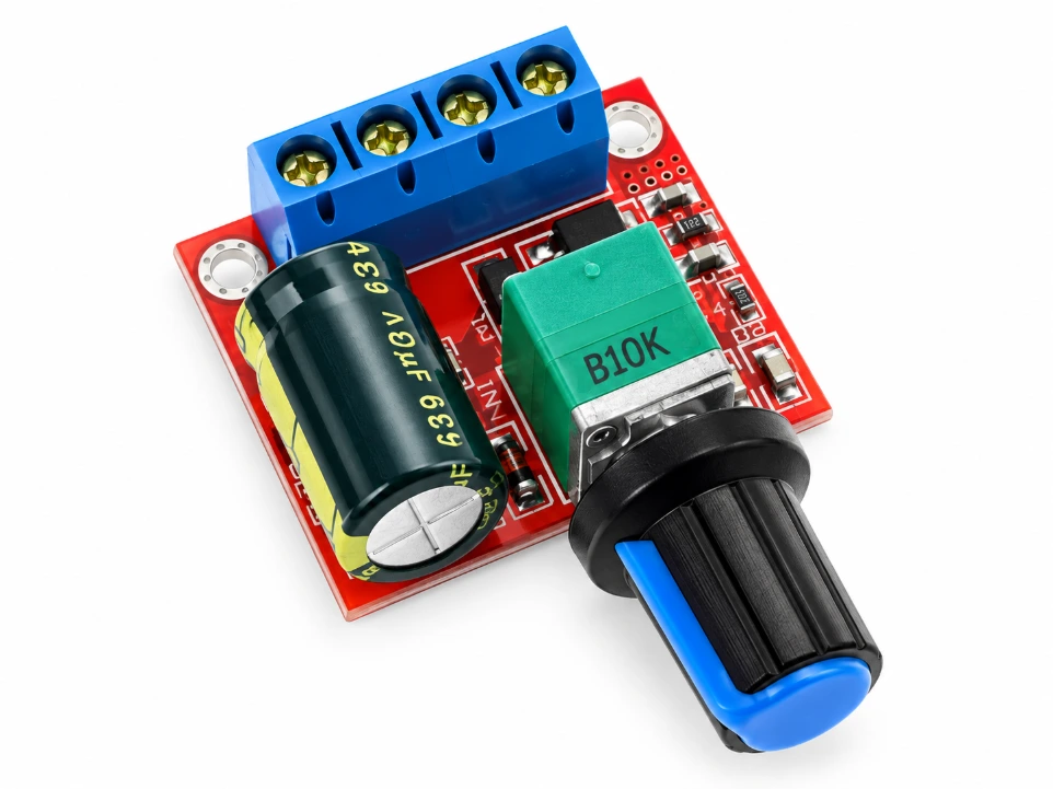 [72510] 5A PWM DC Motor Speed Controller - 3V-35V Mini Regulator with Switch