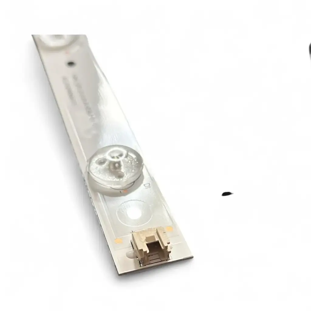 [105002] Universal LED TV Backlight Strip – 42.5cm Straight Profile with 5 LEDs (3V per LED) – High-Brightness TV Repair and DIY Lighting Solution